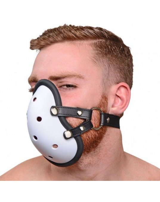 Musk Athletic Cup Muzzle